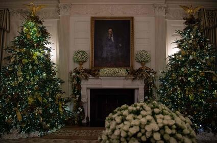 La Casa Bianca si prepara al Natale 9