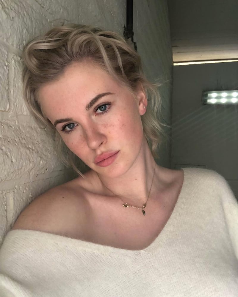 Ireland Baldwin, immagini sexy 14