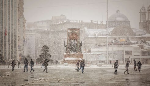 La neve imbianca Istanbul 3