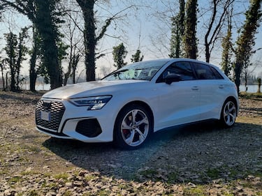 Audi A3 Sportback 40 TDI: guarda le foto 1
