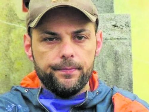 Morto al concerto dei Subsonica: un fermo. "Era sulle scale, fatale un pugno alla testa"