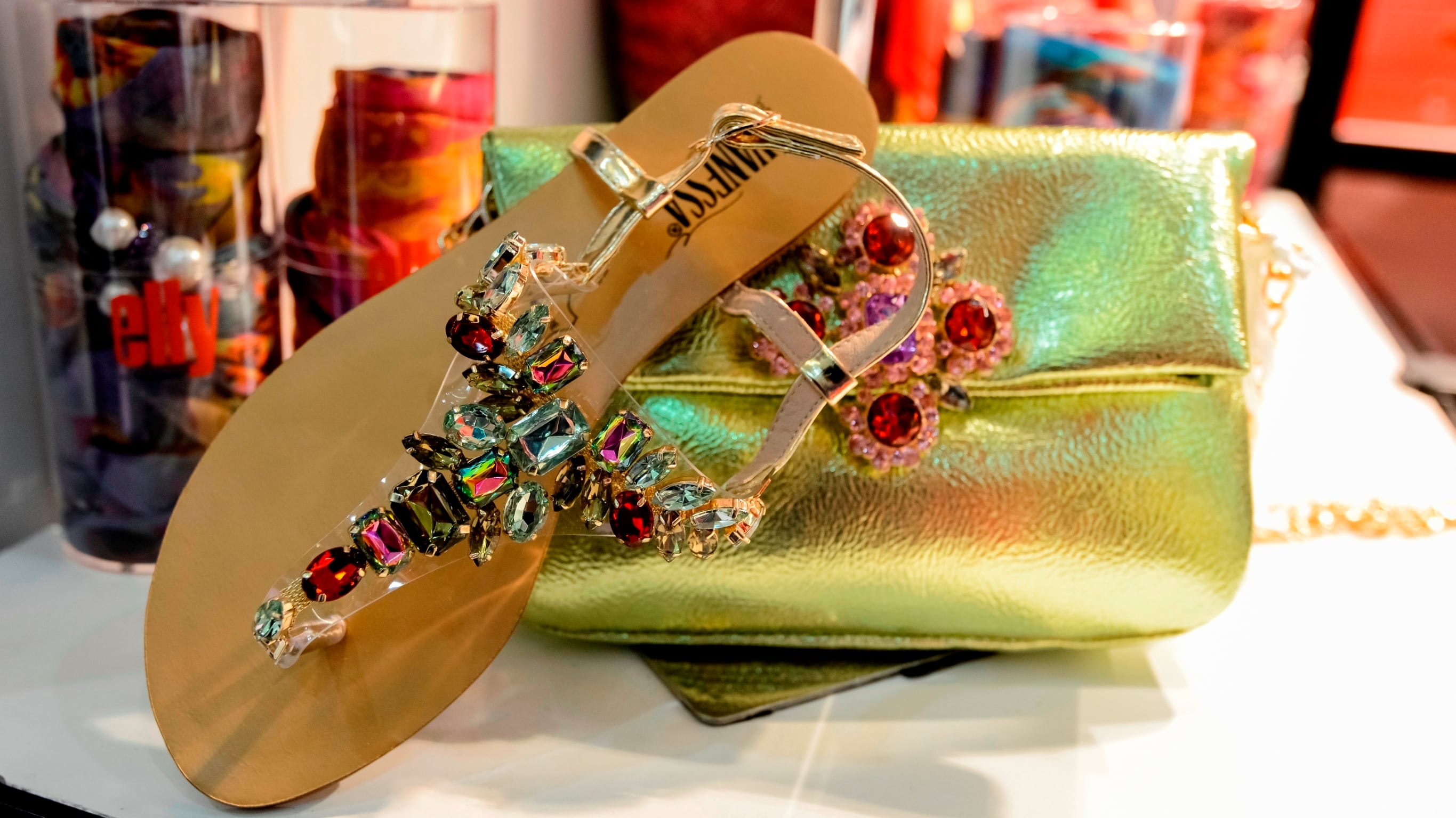 Accessori moda e bijoux, i colori fashion dell'estate in mostra a Chibimart