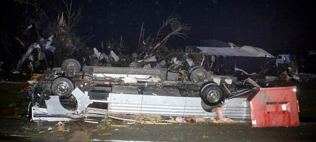 Usa, la furia del tornado devasta gli Stati centrali 5