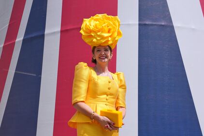 Trionfo di cappelli e colori ad Ascot 14