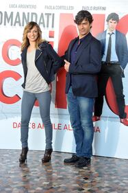 Luca Argentero e Myriam Catania al photocall del film C'è chi dice no (2011)