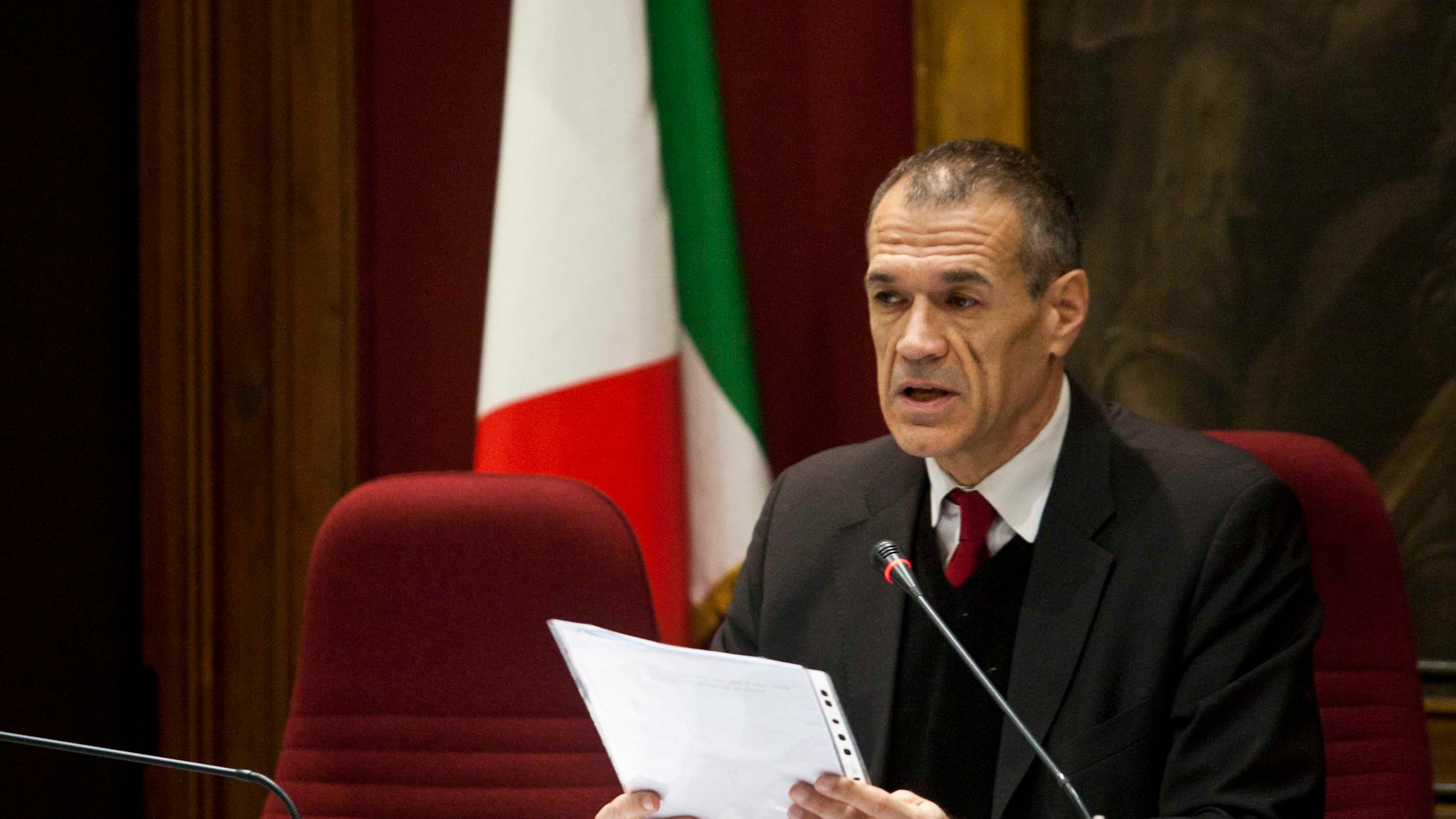 Cottarelli vuol ridurre gli 8mila comuni italiani