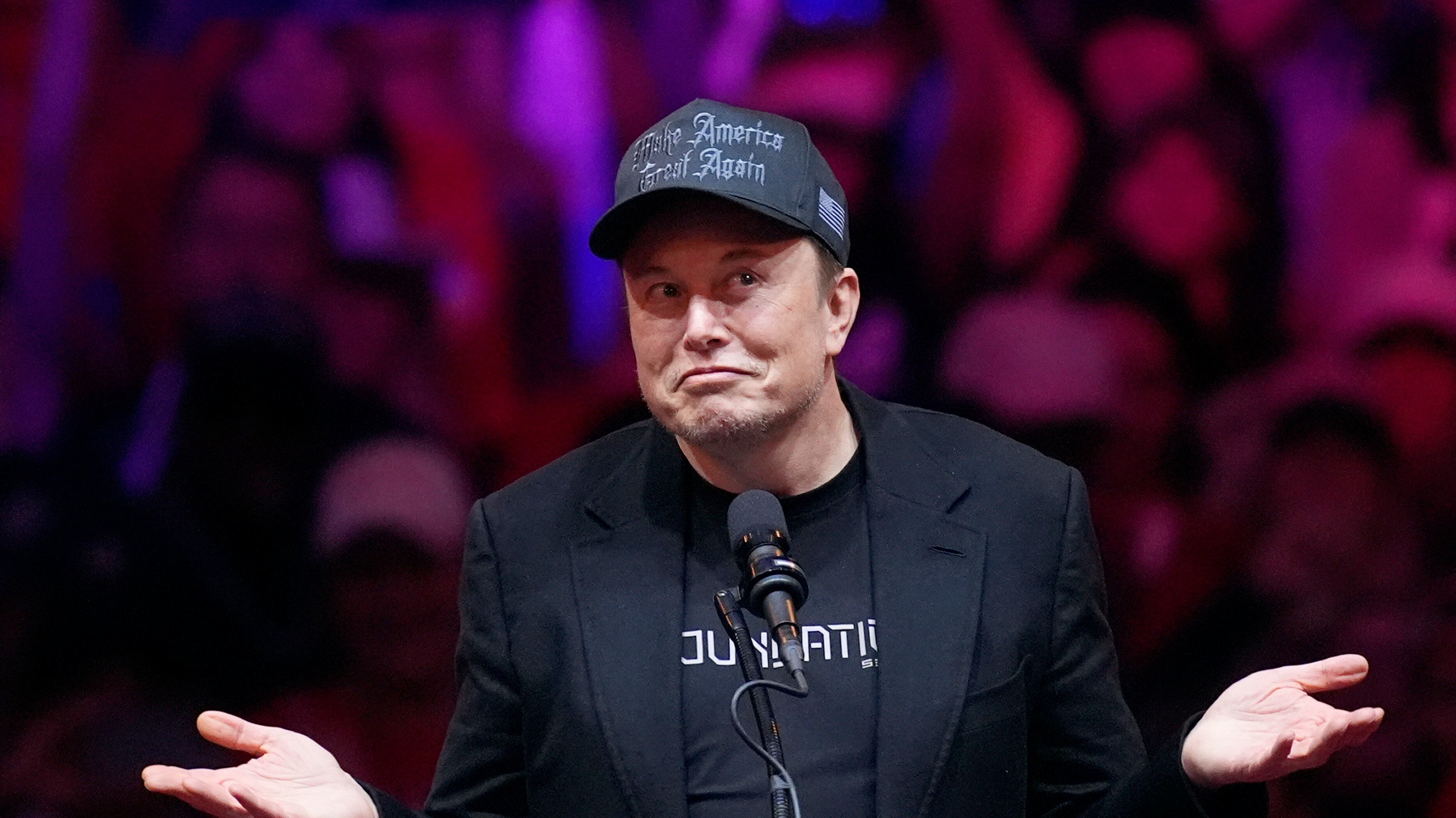 L'opposizione straparla contro Musk, il nuovo "uomo nero". Ed è guerra alla Meloni: "Faremo le barricate"