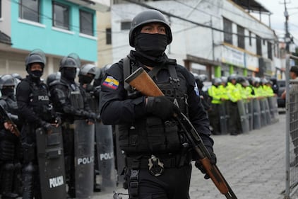 Ecuador, scontri e saccheggi: decretato lo stato d'emergenza 5