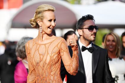 Lady Victoria Hervey a Cannes: sul red carpet è nuda 4