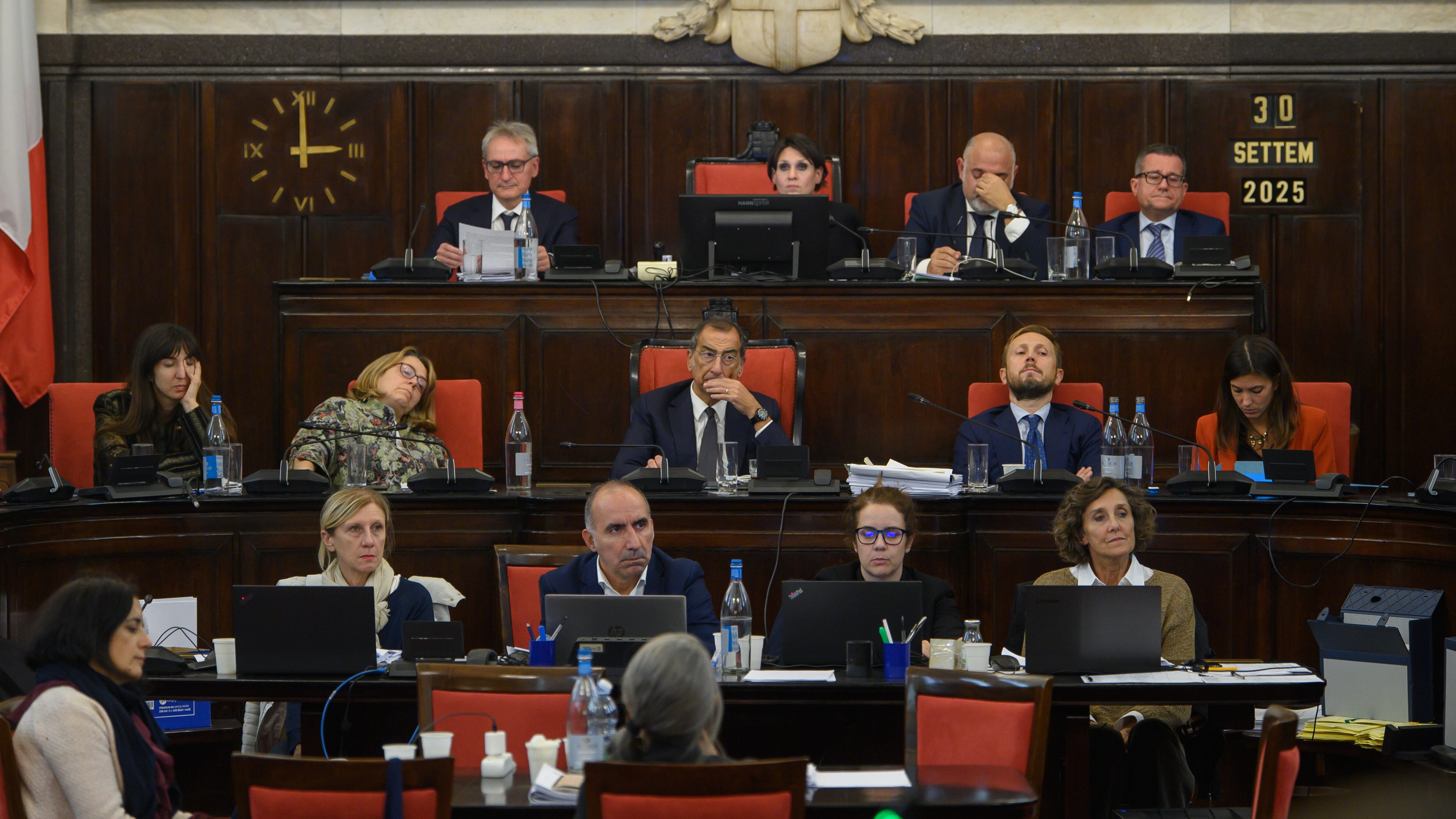 Meazza, prime "macerie". La maggioranza si sgretola