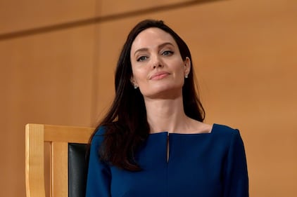 Angelina Jolie, sexy e impegnata 8