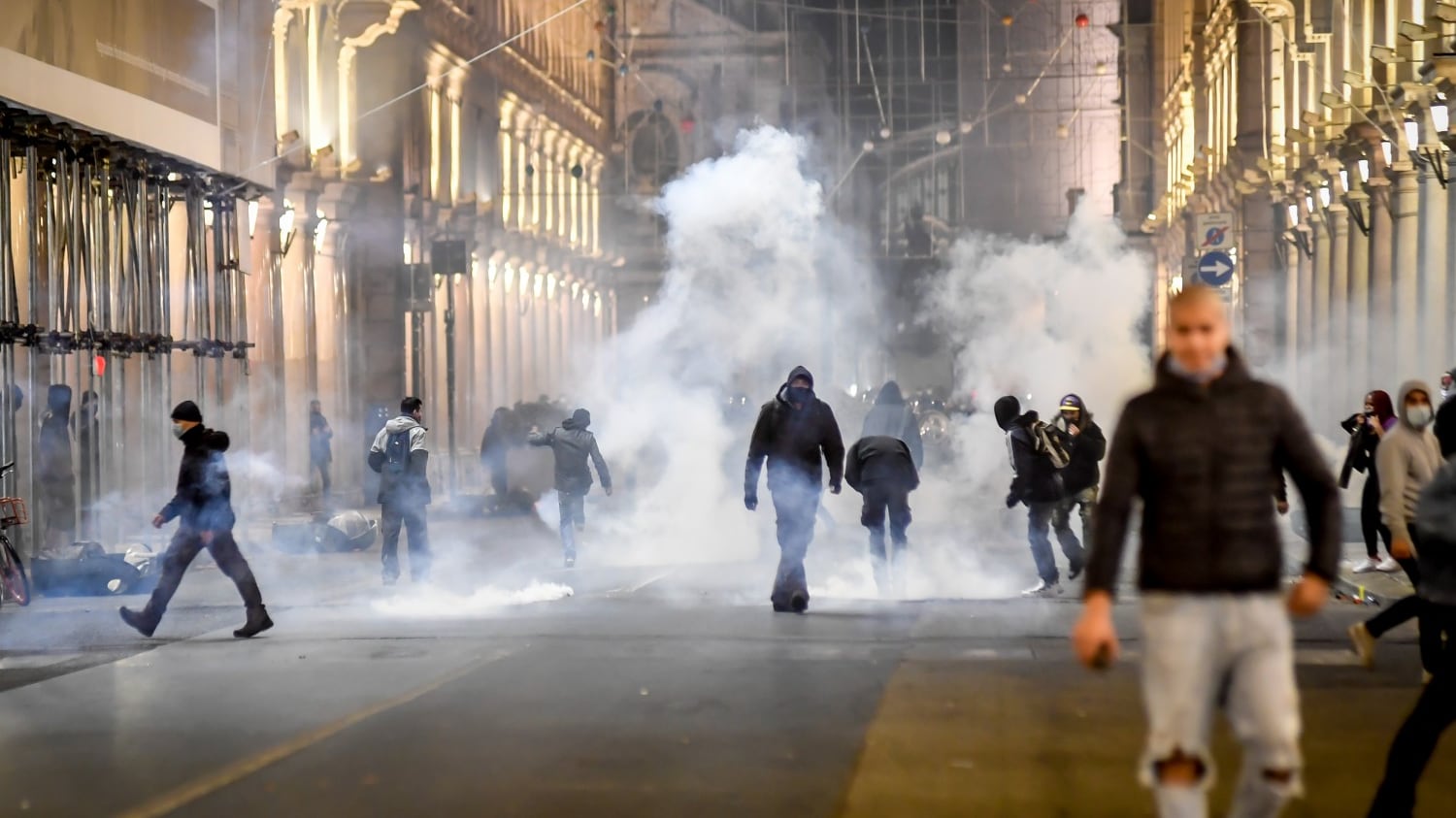 Così i figli di immigrati hanno devastato Torino: "Una gara a chi fa più casino"