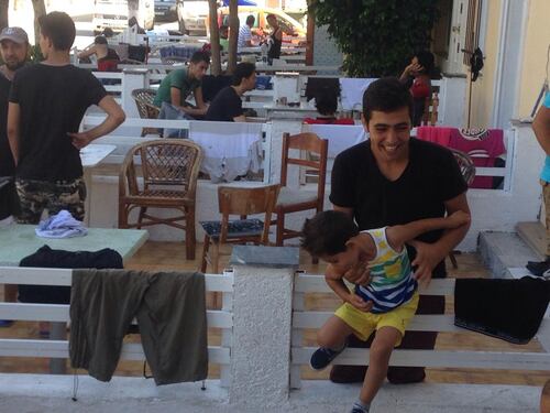 Kos, nell'albergo dei migranti