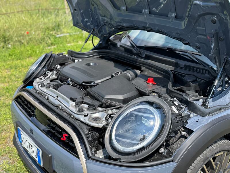 MINI Cabrio 2025: guarda la gallery della nuova decappottabile da città 12
