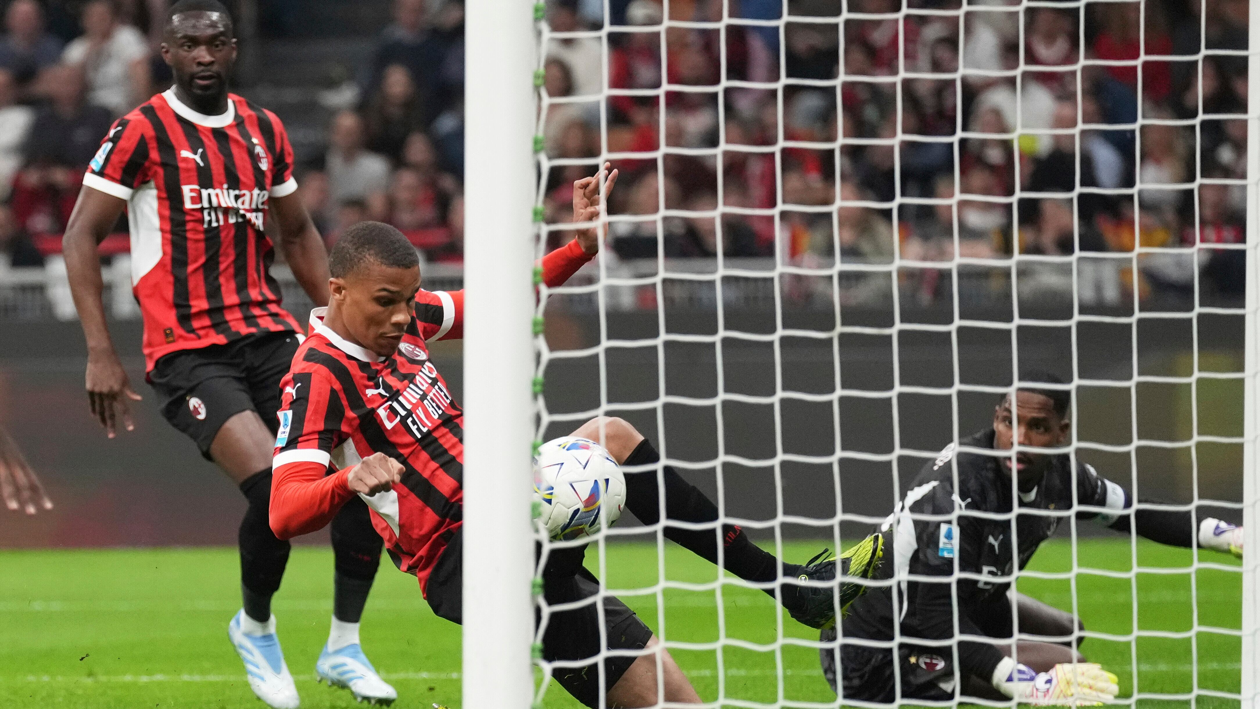 La difesa di Conceiçao un rebus irrisolvibile anche per Baresi & C.
