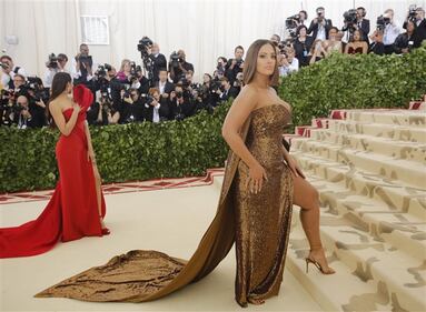 Met Gala 2018, i look delle star 17