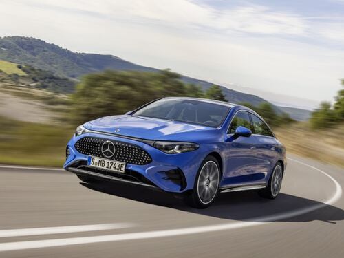 La prova della nuova Mercedes-Benz CLA, berlina elettrica nata per stupire