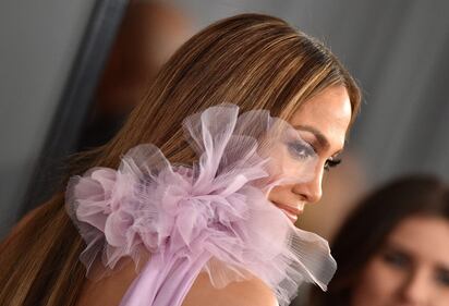 J Lo, sexy anche con gli occhiali 11