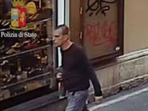 Bimba abusata a Milano, ecco la foto del pedofilo