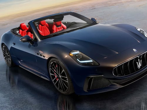 Nuova Maserati GranCabrio 2024, svelata la quattro posti da 550 CV