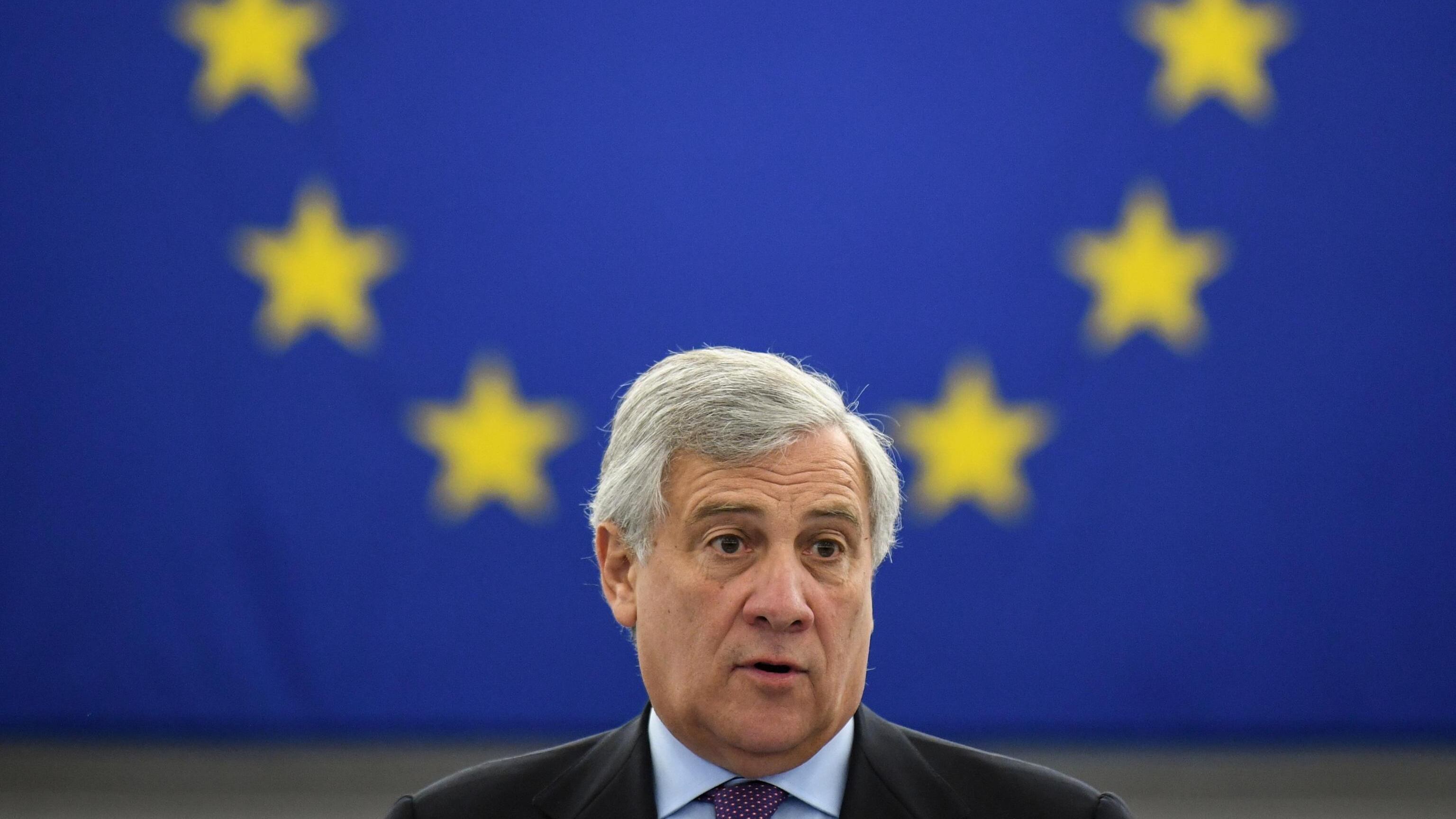 Meloni influenzata: al vertice Med 9 va Tajani