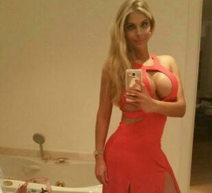 Sexy Selfie Mania, i VIP che amano l'autoscatto 50