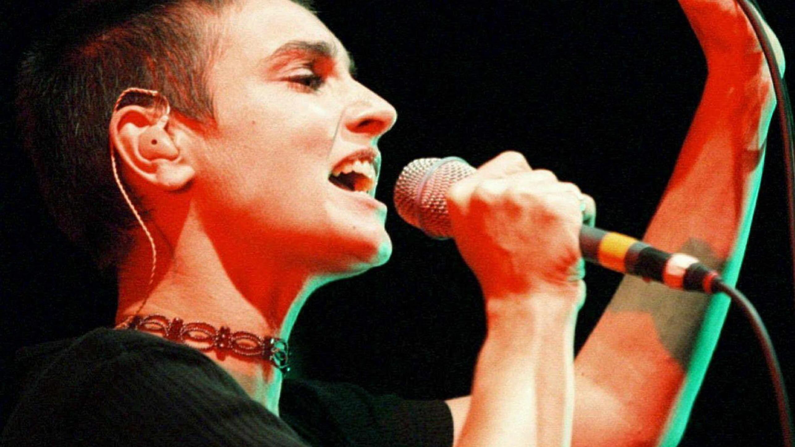 Cantava una vita infernale con la sua voce angelica