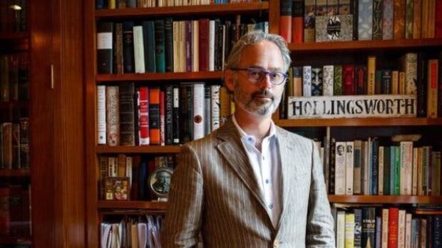 Amor Towles in viaggio. "Il sogno americano è rimasto on the road"