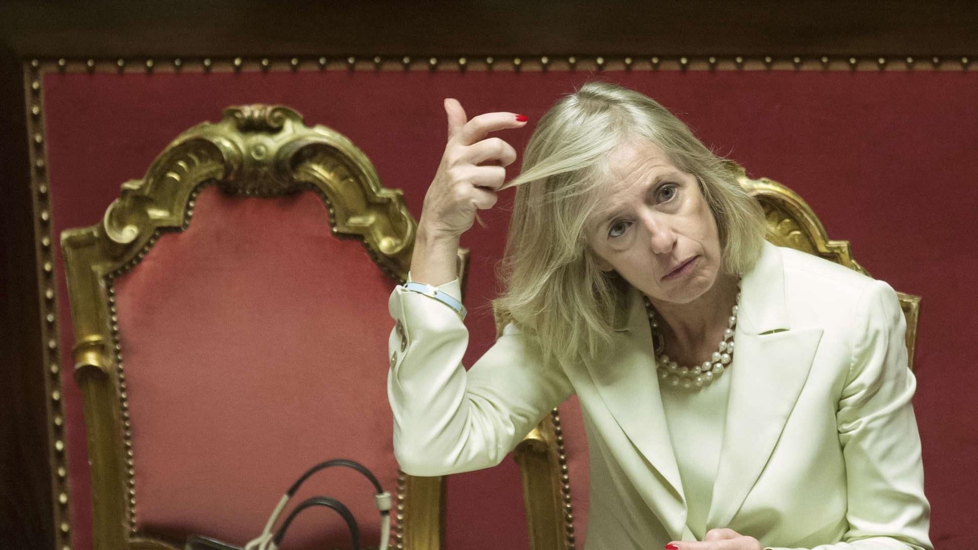 Dopo il topless, le pantegane L'estate calda della Giannini