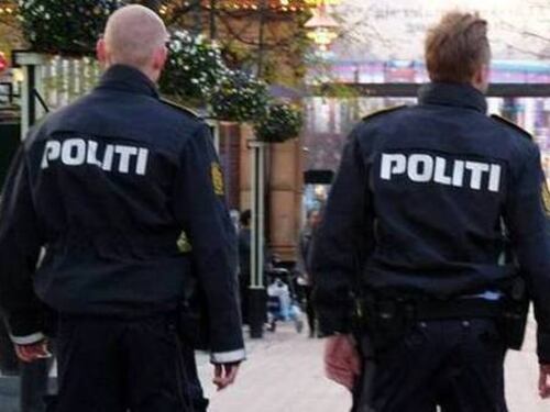 Copenaghen, esplosione a stazione di polizia. Avvistato un uomo sospetto