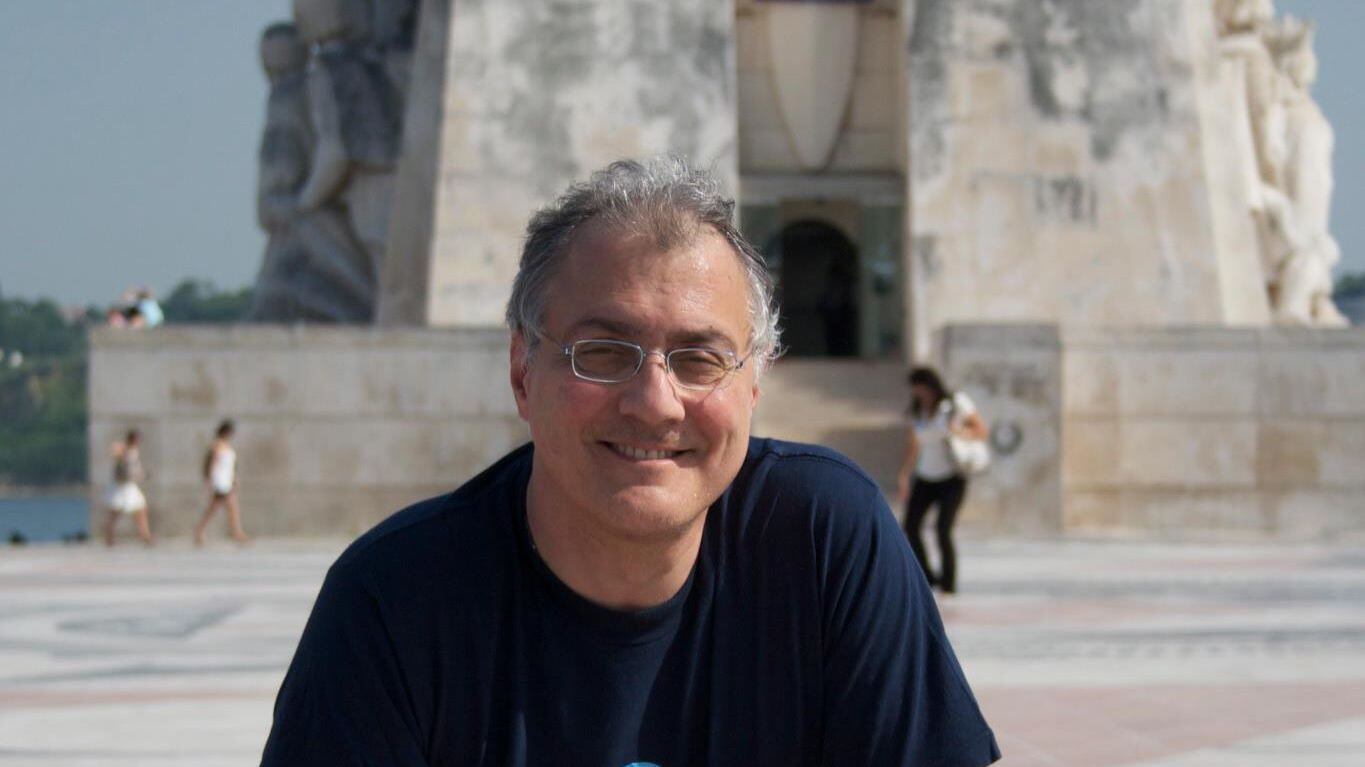 "I genitori tornino a fare domande. L'attenzione per i figli può salvarli"