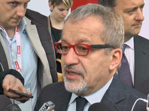 Maroni: “La Lega non può stare a destra. Non sono agli ordini di Salvini”