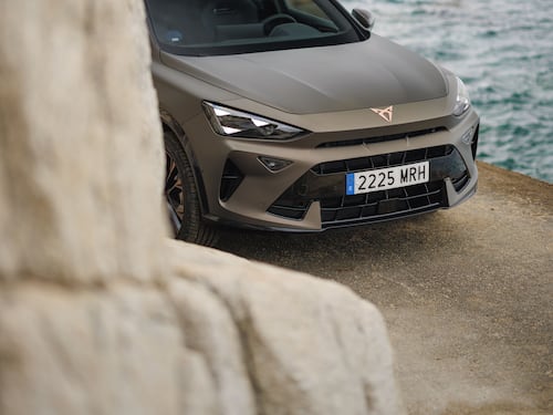 Cupra, ecco i nuovi modelli di Leon e Formentor