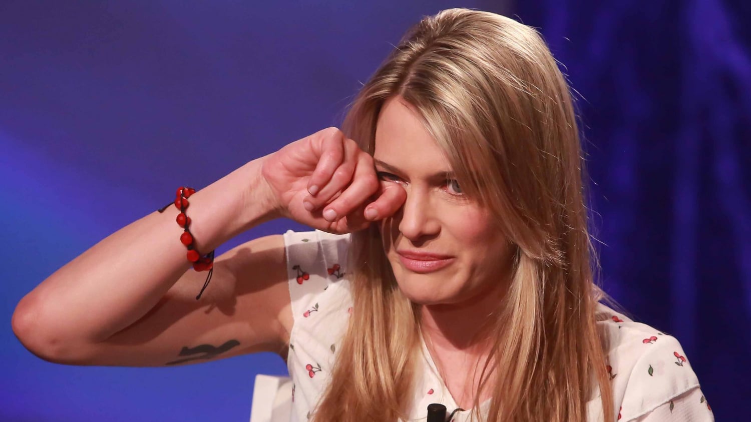 L'Arena, Elena Majoni parla delle violenze subite dall'ex marito Gabriele Muccino