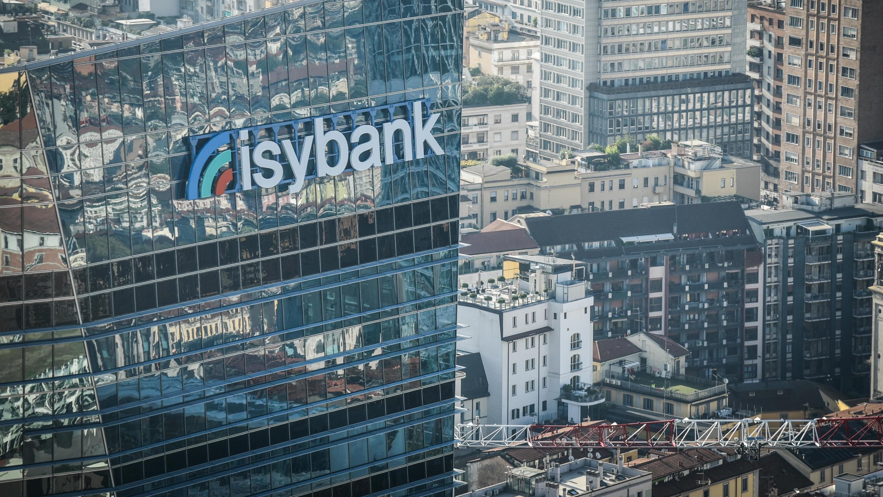 Isybank, l'Antitrust ferma Intesa: "Stop al passaggio senza consenso esplicito"