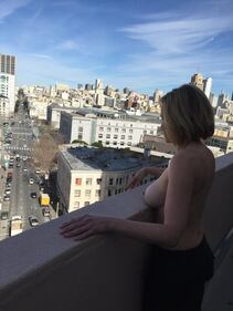 I topless VIP su social network, immagini 21