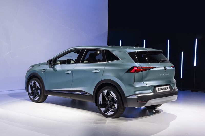 Renault Symbioz: guarda tutte le foto 16