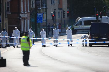 Orrore a Nottingham, tre persone accoltellate a morte: le immagini  13