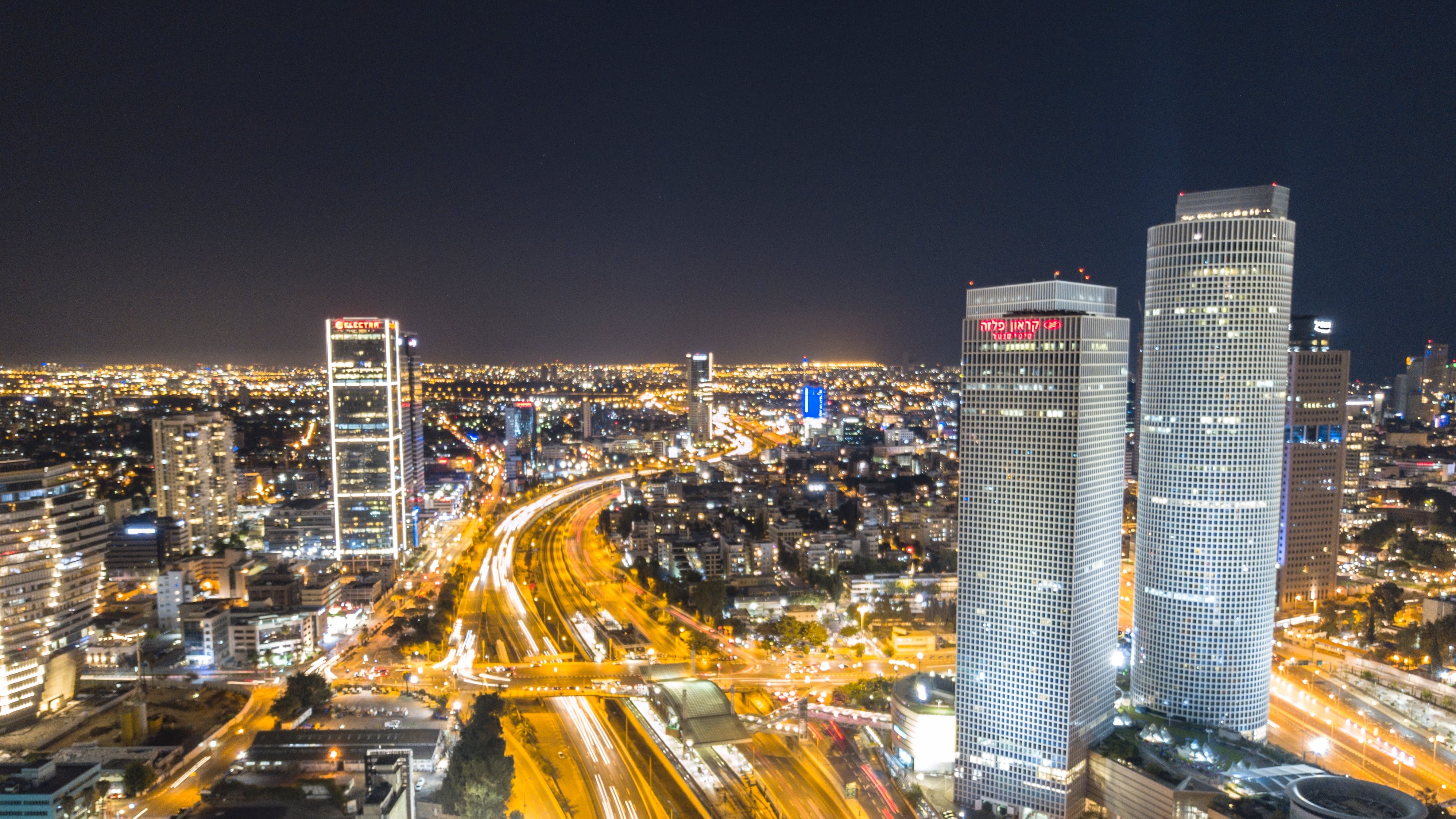 Tel Aviv, quanto mi costi. Roma a buon mercato (ma c'è il caro benzina)
