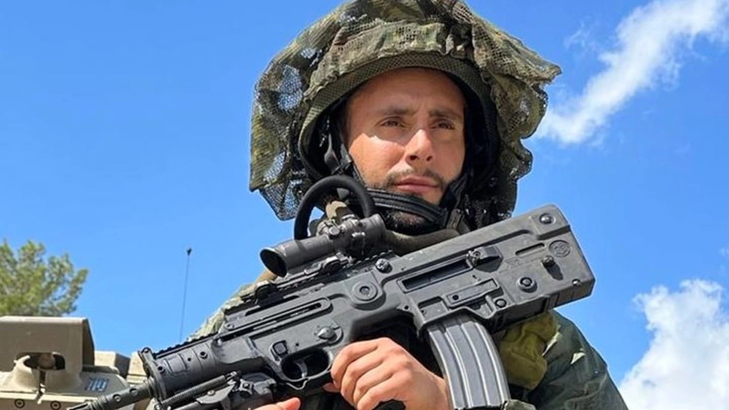 Il cecchino di Milano al confine con il Libano. "Non posso permettere che Hezbollah ci riprovi"