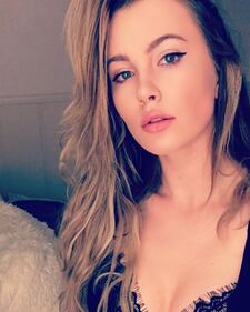 Ireland Baldwin completamente nuda 8