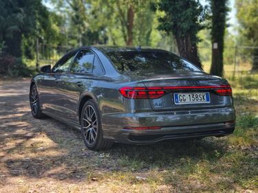 Audi A8 60 TFSI e, guarda la gallery  8