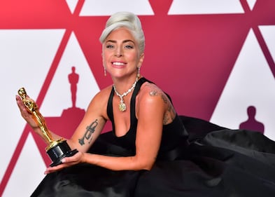  Oscar 2019, l'eleganza di Lady Gaga 11