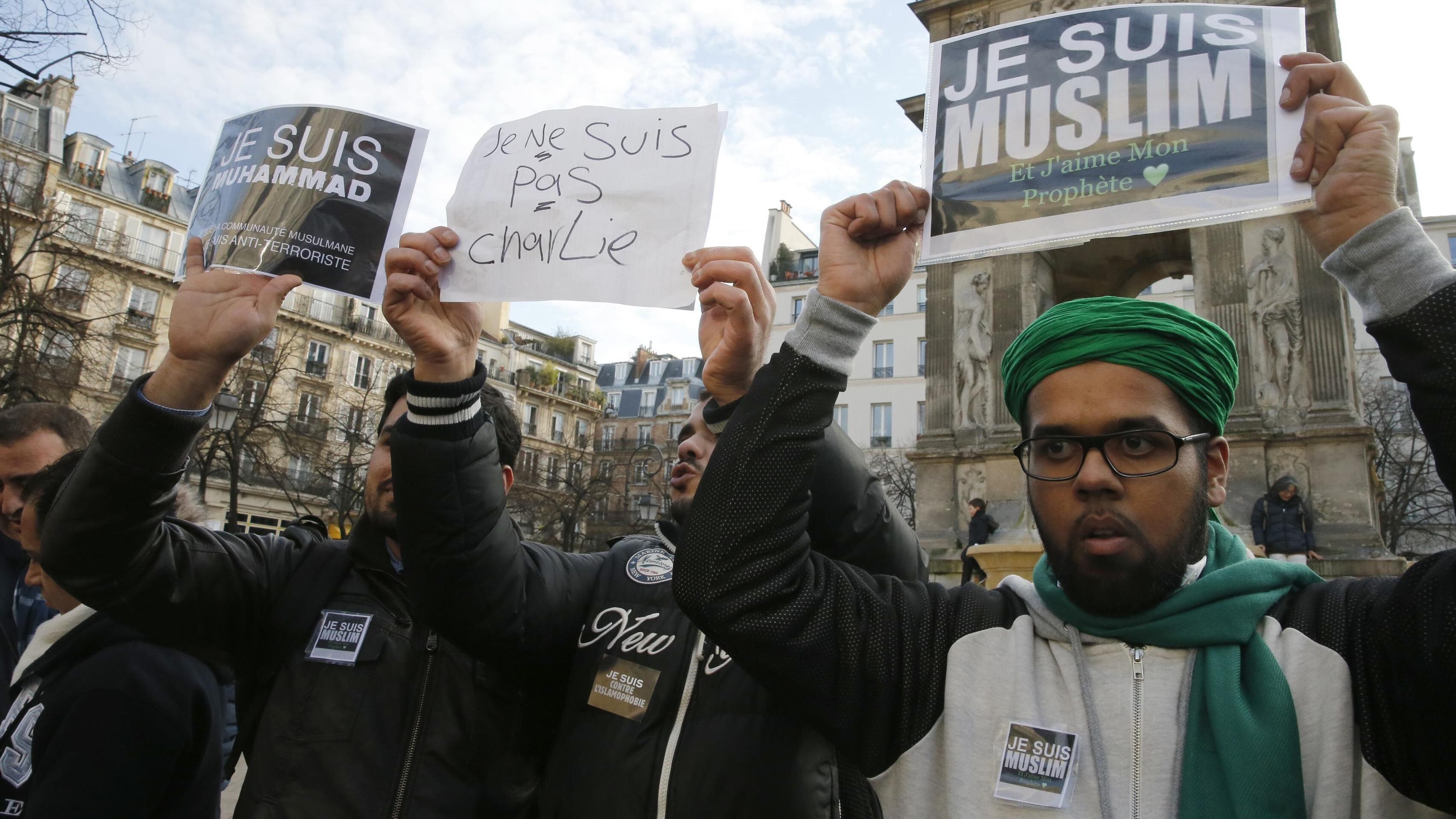La Francia è troppo femmina. Per questo l'islam la violenta