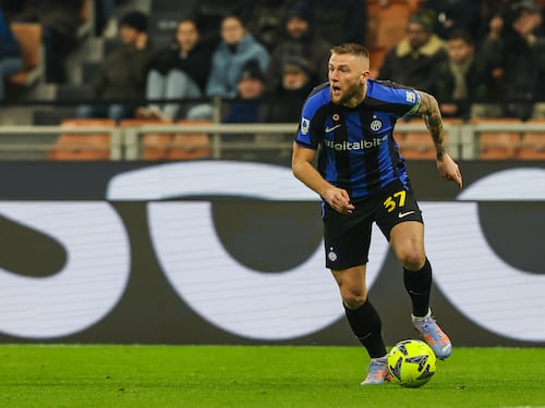 Schiaffo all'Inter, Skriniar si fa visitare dai medici vicini al Psg. Ma lui precisa il motivo