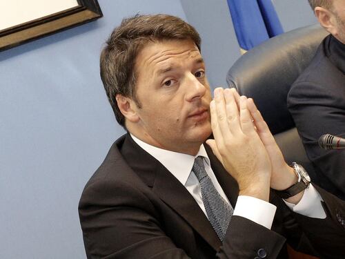 Renzi sfida la minoranza del partito. Posta la fiducia sul Jobs Act