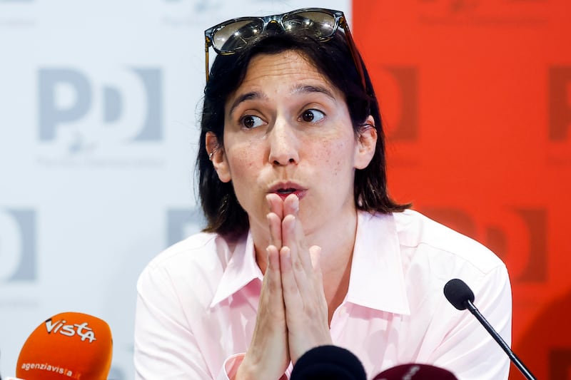 Marasma primarie con trappola M5s. “Intervenga Schlein”