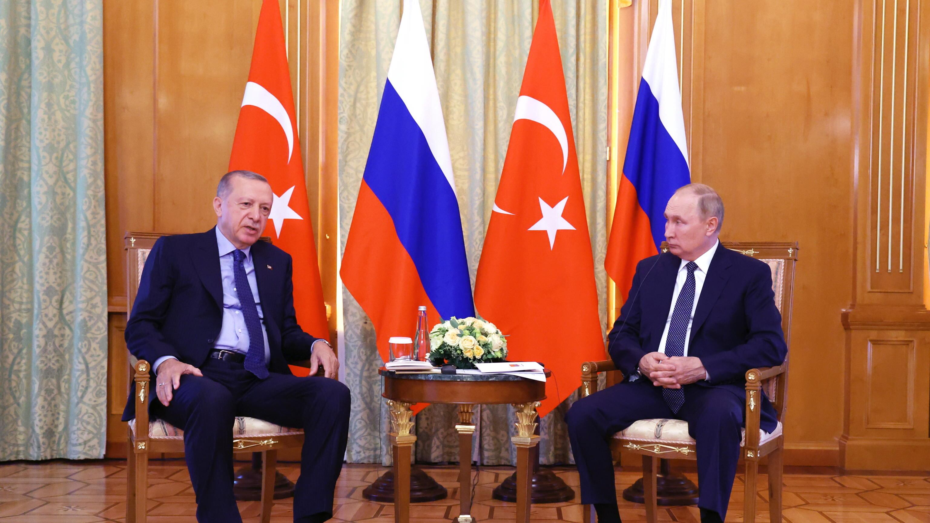 Erdogan tenta la mediazione. Ma la Russia punta al G20 e al faccia a faccia con Biden