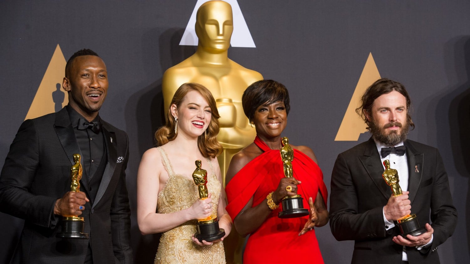 Il vincitore è... sbagliato Una gaffe da Oscar getta i premi nel caos