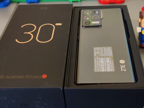 Zte, Axon 30 Ultra: la recensione del top di gamma al giusto prezzo
